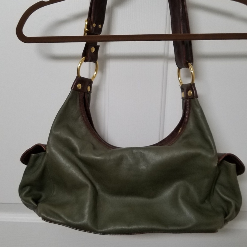 Large leather shoulder bag - Picture 2 of 6